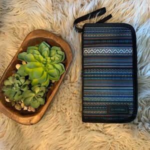 DAKINE Wallet or small clutch